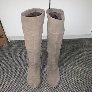 Steve Madden Tyller Suede Boots